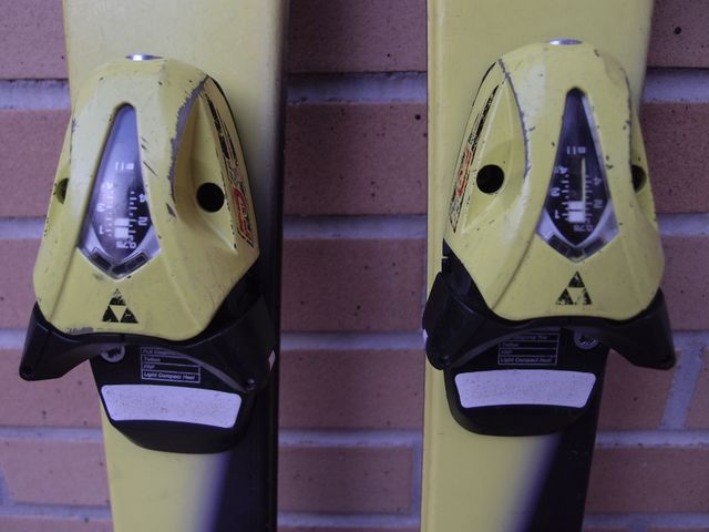 Esquís Fischer 110cm con fijaciones