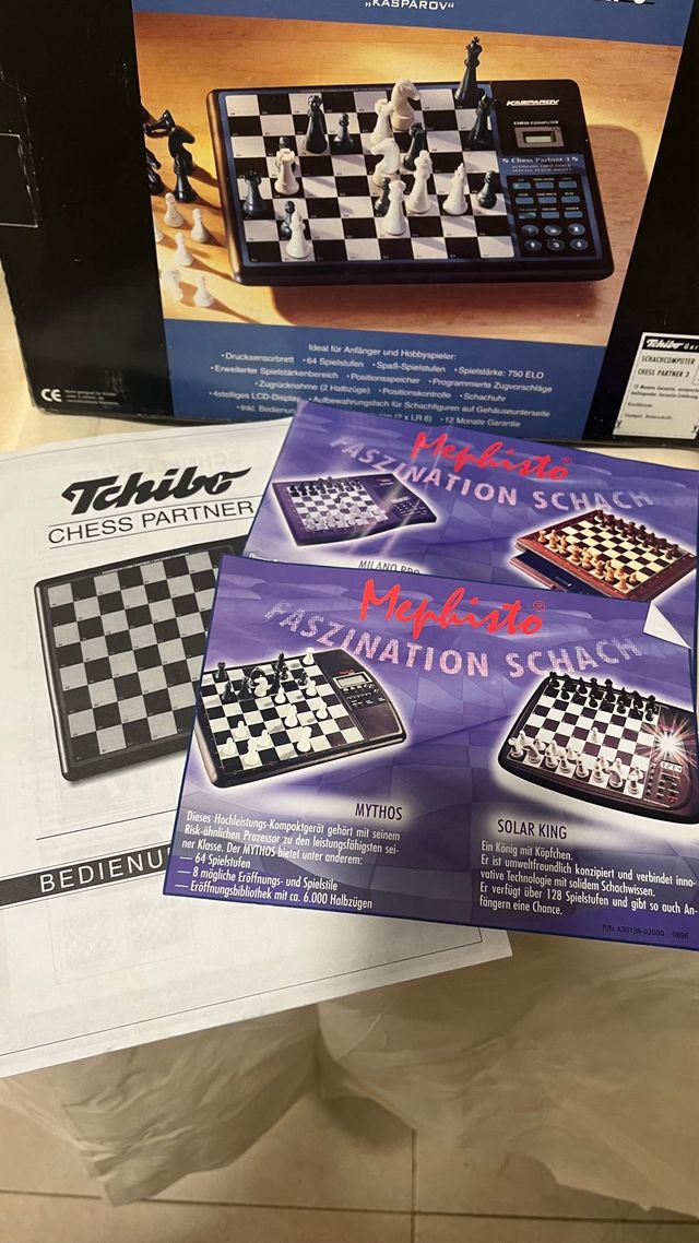 Scacchi. Tchibo Chess Computer Partner 3