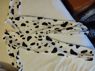 Disfraz familiar dálmatas y Cruella