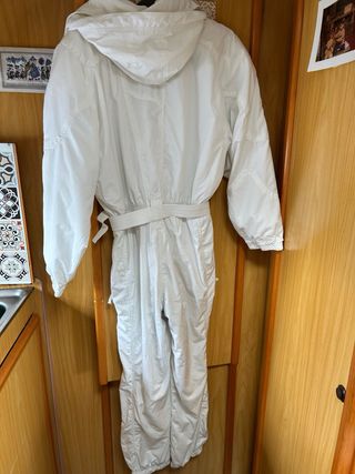 Mono de skiar años 80 vintage marca Ellesse