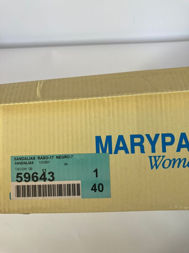 💫 SANDALIAS NEGRAS DE TACÓN ABOTINADAS 💫TALLA 40