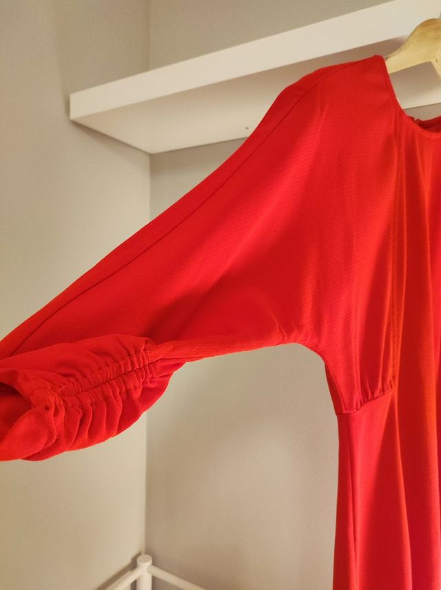 vestido MIDI rojo coral