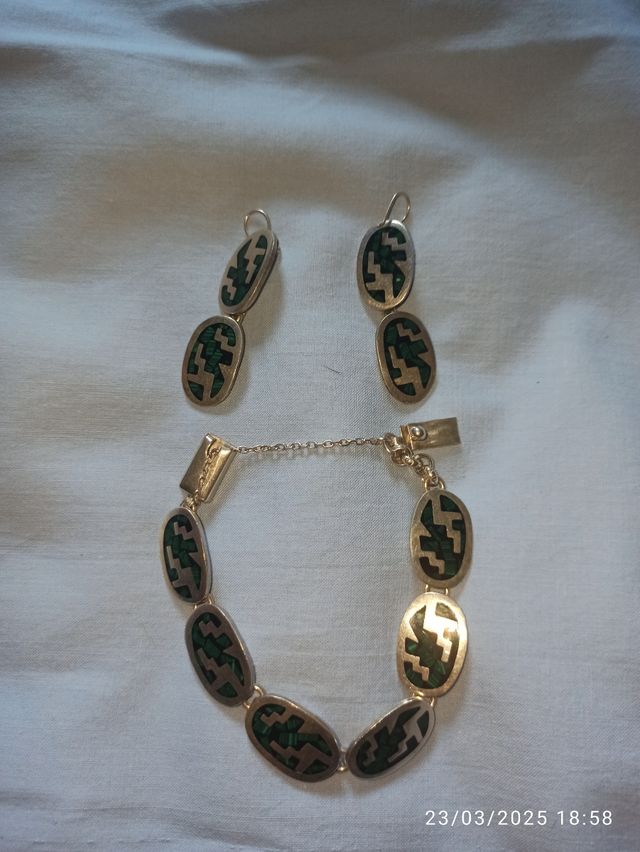 Conjunto de plata de pulsera y pendientes Aztecas