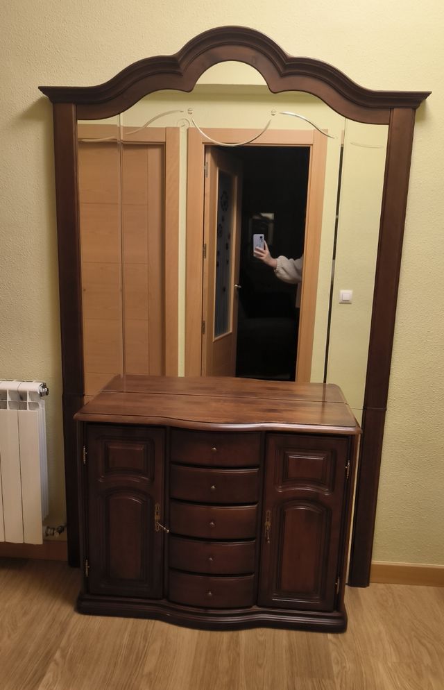 Recibidor entrada con espejo