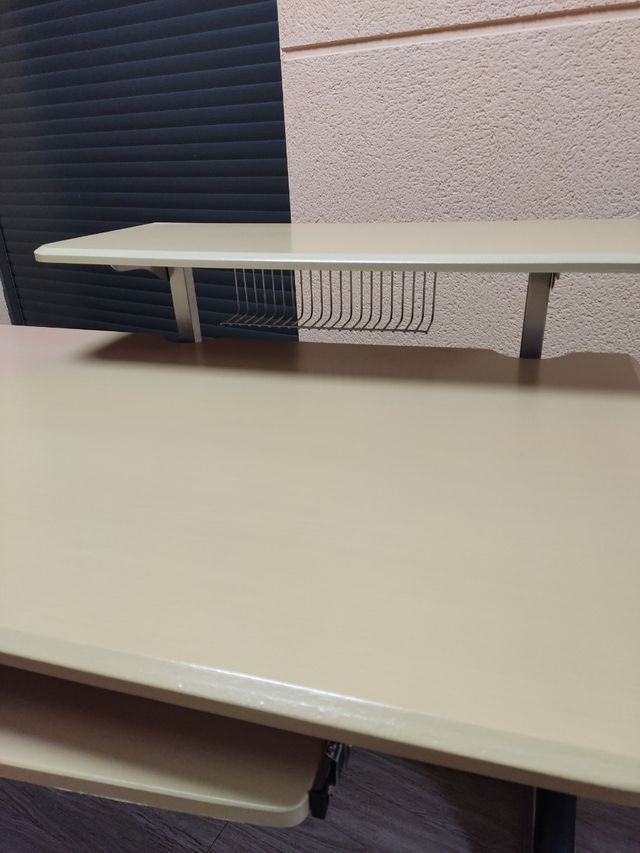 Mesa estudio, ordenador 