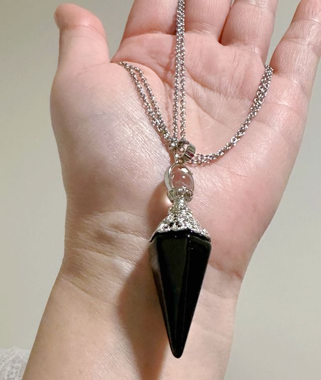 Collar de Obsidiana Negra