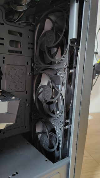 PC GAMER RYZEN 5600X + RX 6600 XT