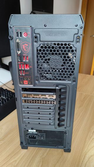PC GAMER RYZEN 5600X + RX 6600 XT