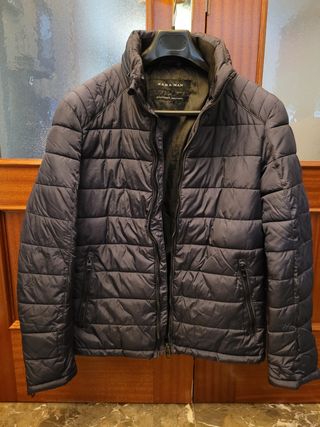 Abrigo Zara hombre.