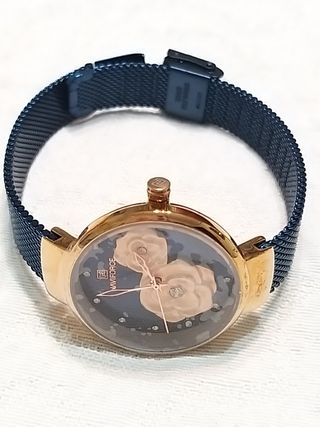 Reloj azul 