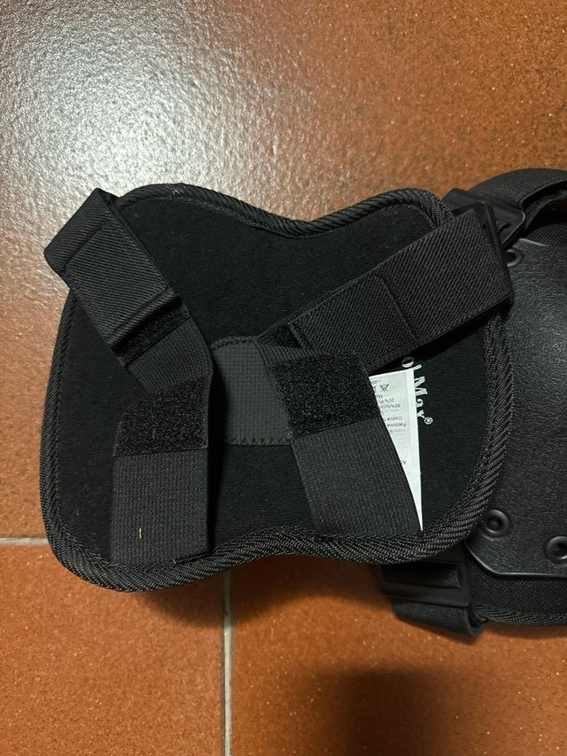 Ginocchiera per soft air nere