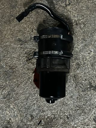 Bomba dirección Saxo
