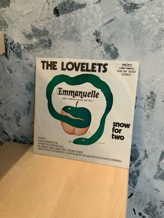 The Lovelets. Emmanuelle