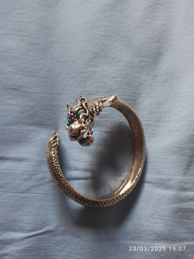 Brazalete pulsera de plata de dragón