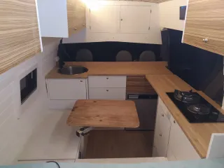 Ford E-Transit 2005