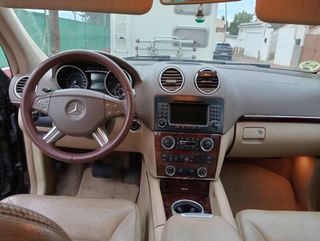 Mercedes-Benz  GL 2008