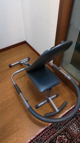 Panca per addominali e panca piana