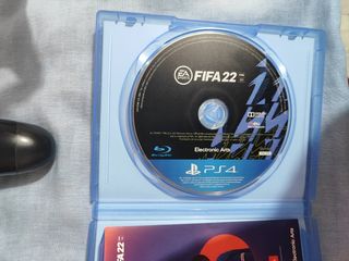 PS4 más 2 juegos 