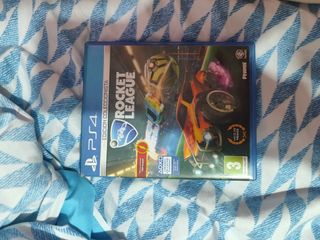 PS4 más 2 juegos 