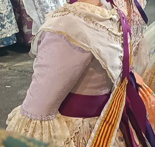 Corpiño fallera