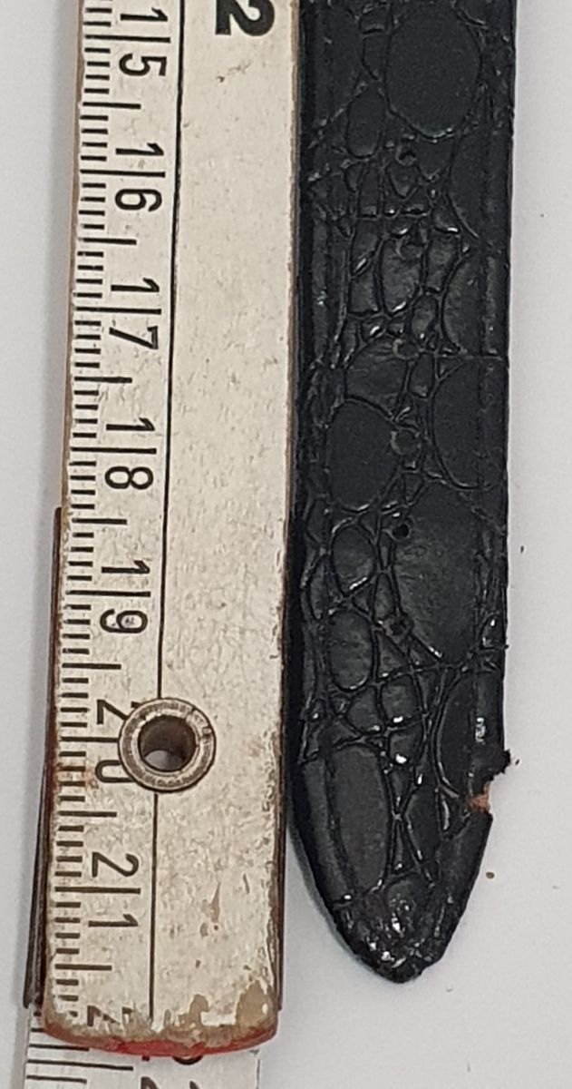 Orologio e specchietto da borsa