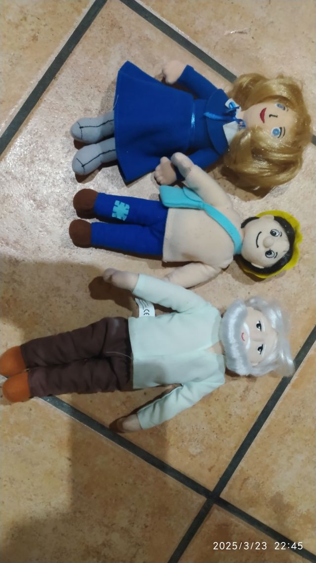 Lote 9ok de muñecos seri Heidi Pedro abuelo