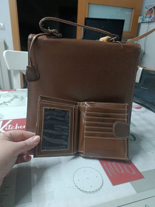 Bolso de mano con monedero
