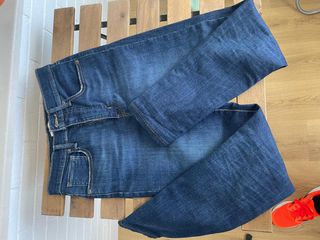 Vendo pantalones Levis W27 L32 