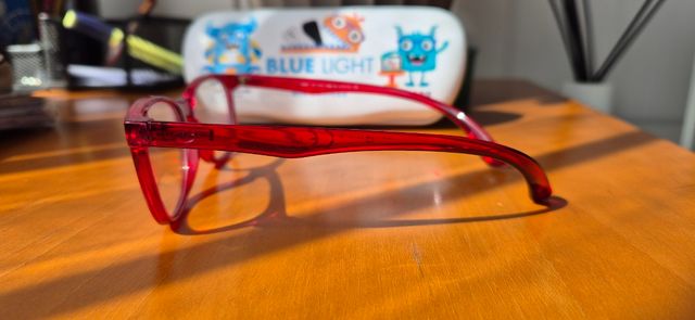 Gafas de niños con filtro de luz azul