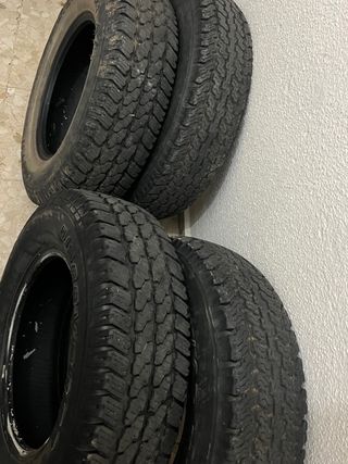 Neumaticos Ruedas Cooper Discoverer A/T 195/80/15
