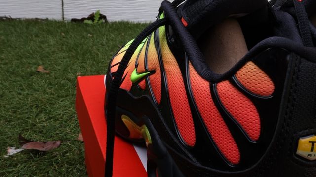 NIKE AIR MAX PLUS TN 41