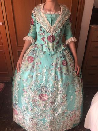 Vestido fallera talla 7-10 años