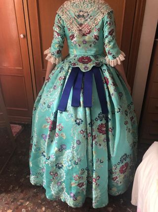 Vestido fallera talla 7-10 años