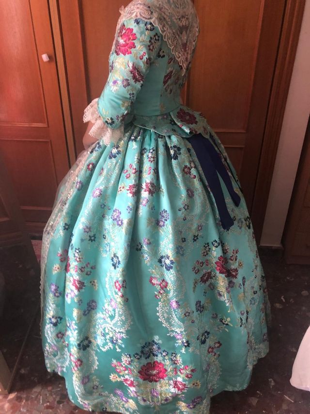 Vestido fallera talla 7-10 años