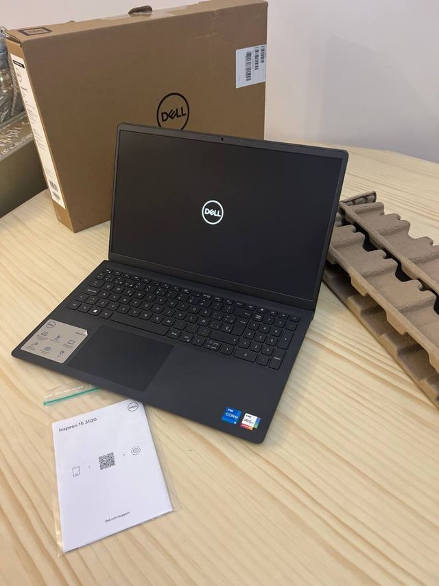 Portátil Dell Inspiron 15 3520 i5 512GB 15.6 FHD