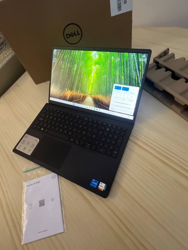 Portátil Dell Inspiron 15 3520 i5 512GB 15.6 FHD