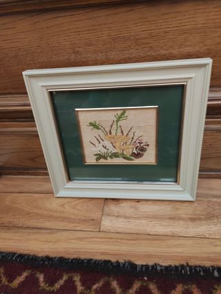 CUADRO con bordado