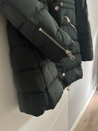 Abrigo plumas Zara