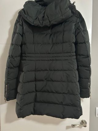 Abrigo plumas Zara