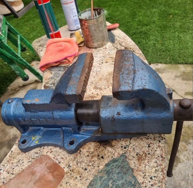 Tornillo de mesa Marca ACERO.ORIA B