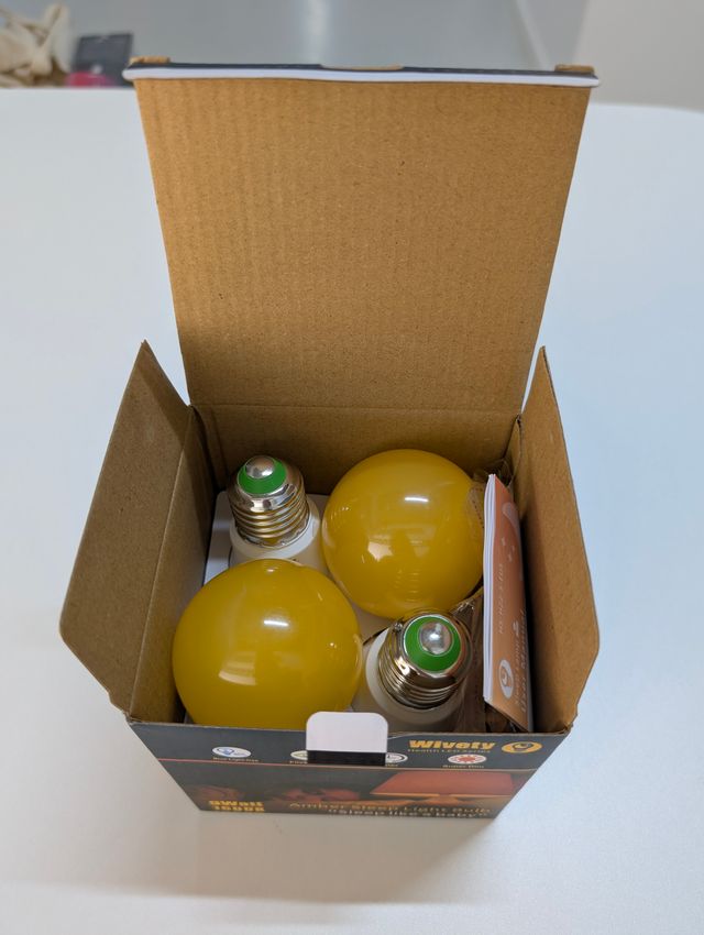 Pack 4 bombillas LED luz ámbar para dormir