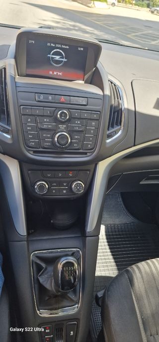 Opel Zafira Tourer 2017