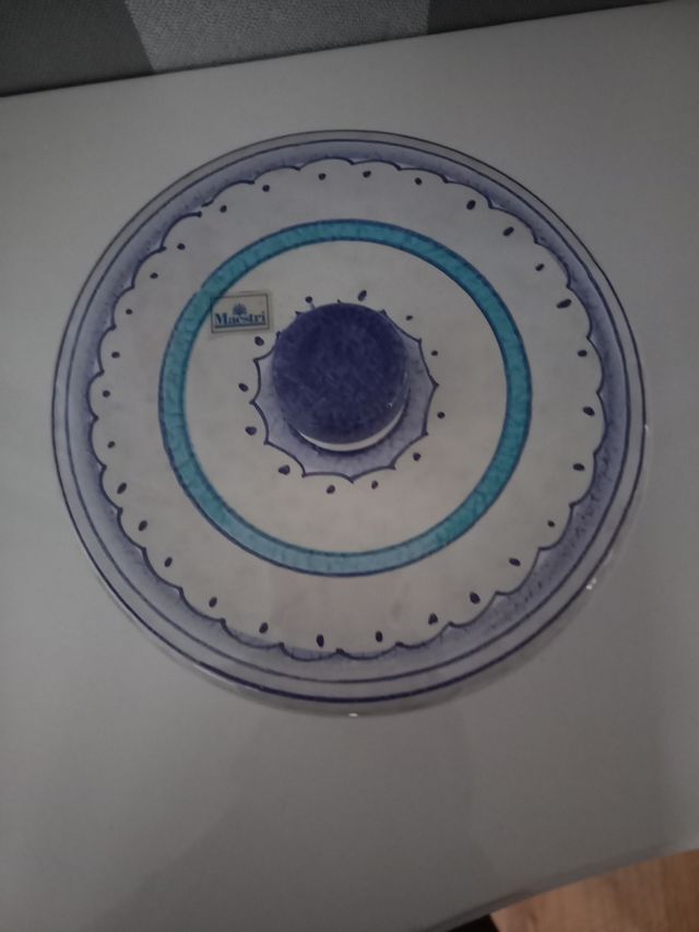 Ciotola con coperchio Maestri