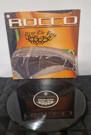 Rocco ‎– Drop The Bass