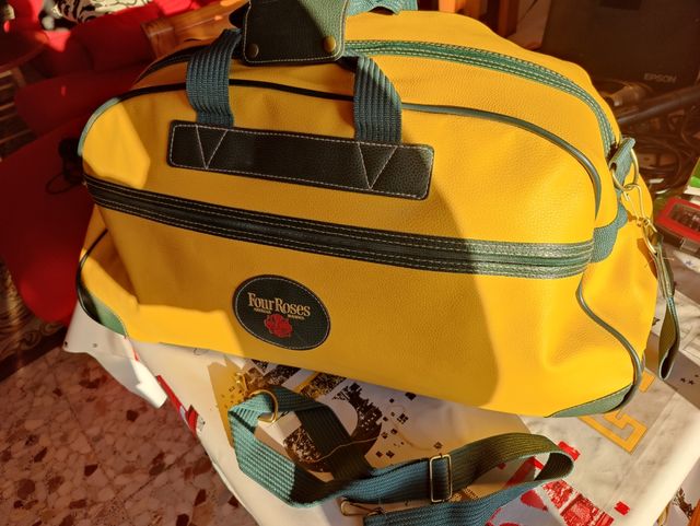 Bolsa de viaje Four Roses, 