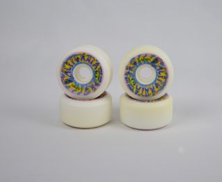 Wheels color skateboard vintage california pro 