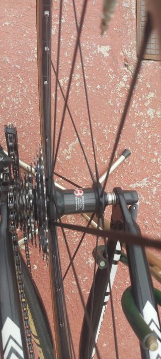 Bicicleta de carretera carbono