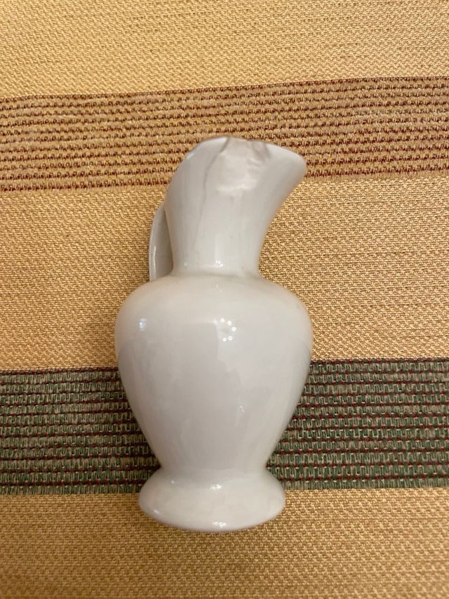 Jarra decorativa antigua