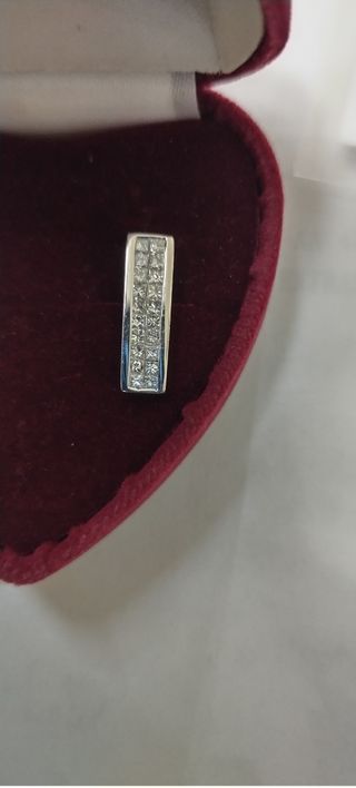 Pendientes oro blanco y brillantes