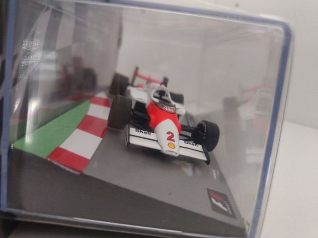 1/43 McLaren MP 4/2B Alain Prost F1 1985